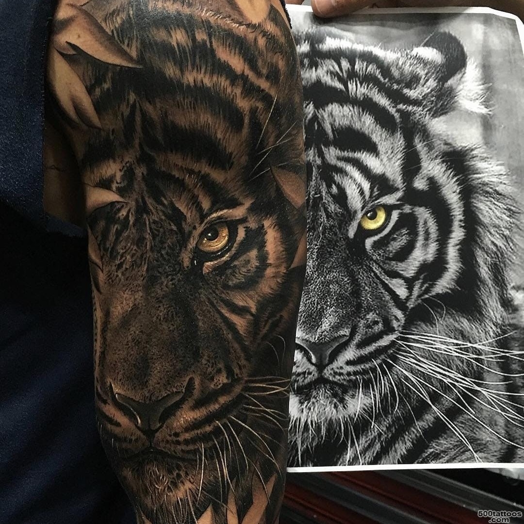 tiger-on-sholder-tattoo.jpg