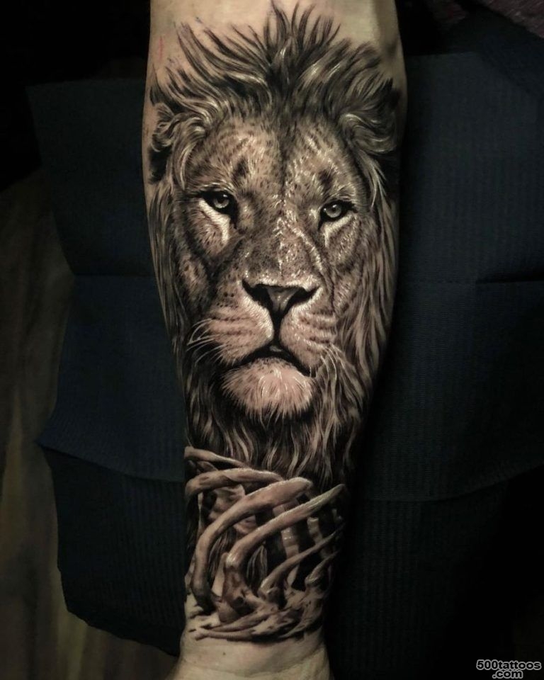 Lion-tattoo.jpg