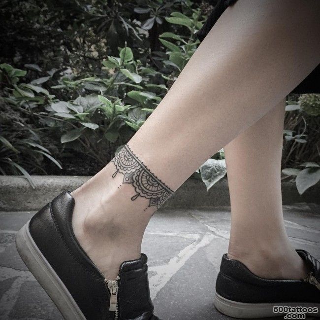 45-Exclusive-Ankle-Bracelet-Tattoo-For-Men-and-Women_39.jpg