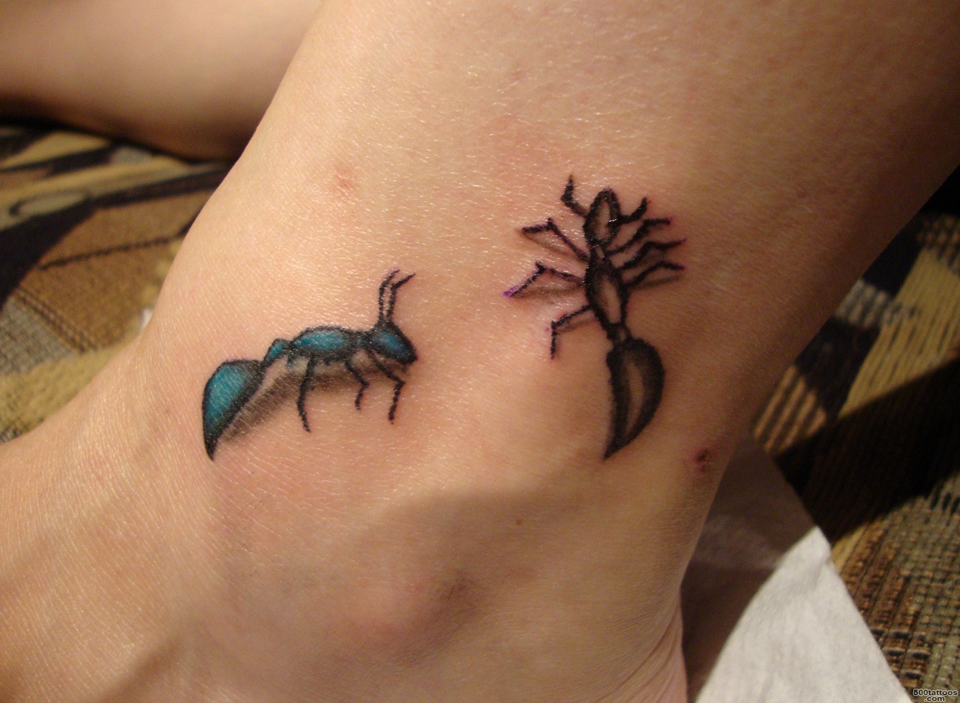 ant tattoo for girls on ankle_10