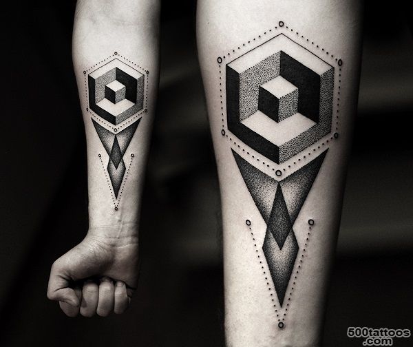 Powerful-And-Bold-Mesmerizing-Black-Ink-Tattoos---DesignTAXI.com_3.jpg