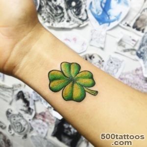 45 Cute Four Leaf Clover Tattoo Ideas and Designs   Lucky Grass_23