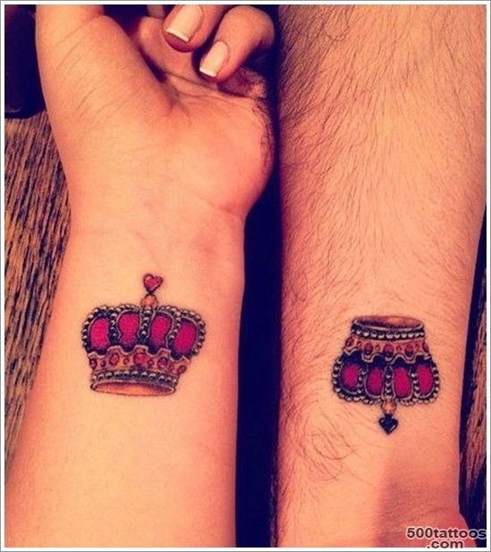 40 Glorious Crown Tattoos and Meanings_47
