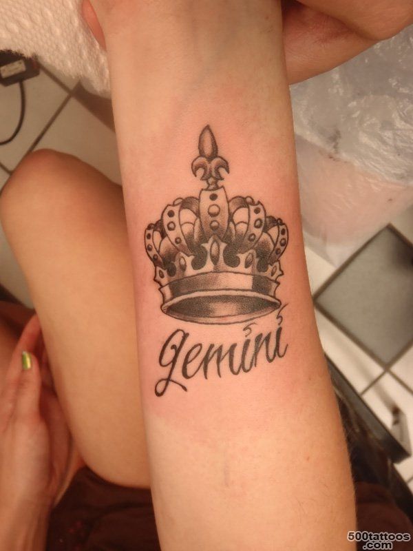 50 Meaningful Crown Tattoos  Art and Design_48