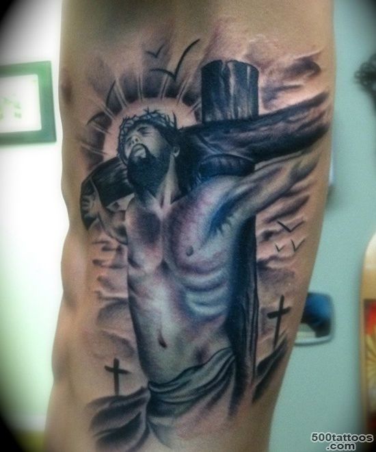 25 Crucifix Tattoo Designs For Men_9