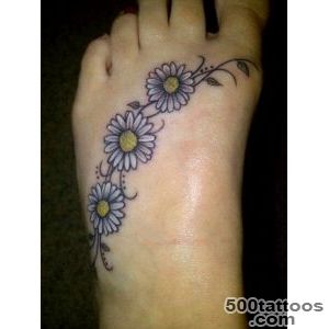 30 Beautiful Daisy Tattoo Designs_25