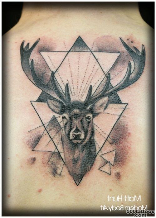 Deer Tattoo On Back Body Man (500?700)  Arte no Corpo ..._36
