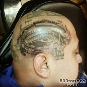 WTF Diehard Dodgers Fan Has Stadium Tattoo#39d on His Dome_9