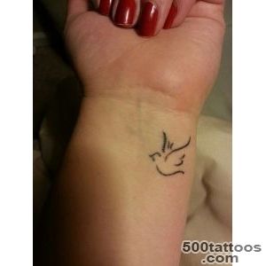 61 Small Dove Tattoos and Designs with Images   Piercings Models_47