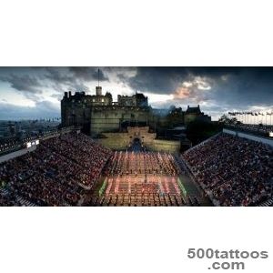 The-Royal-Edinburgh-Military-Tattoo-at-Castle-Esplanade-2017_40jpg