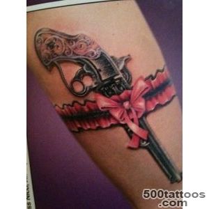 Female-gun-tattoo--Cool-Tattoos-Designs_26jpg