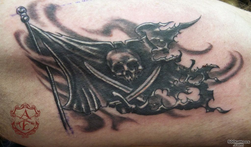Awesome-Pirate-Flag-Tattoo-On-Left-Shoulder_38.jpg