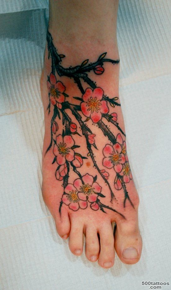 50 Awesome Foot Tattoo Designs  Art and Design_42