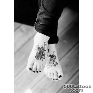 60 Creative Foot Tattoo Designs for Women_35