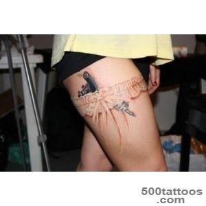30 Garter Belt Tattoo Art Examples_10