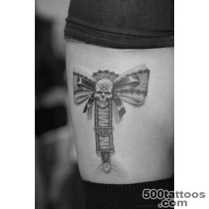 Skull and bow garter tattoo_37