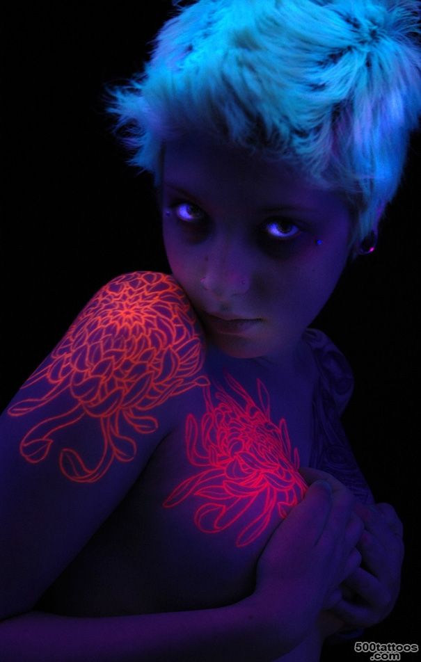 17+ Awesome Glow In The Dark Tattoos Visible Under Black Light ..._10