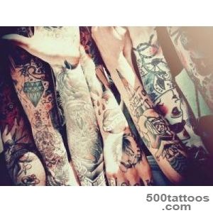 tattoos, colorful, group pic, nice art by Esther Fari?as  We Heart It_9