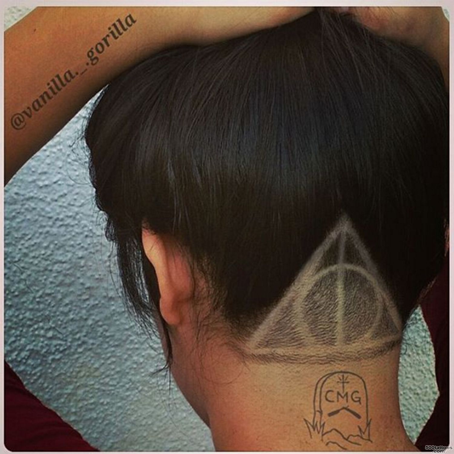 Now you see it How hidden hair #39tattoos#39 are the latest craze to ..._9