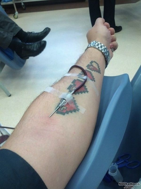 Link#39s Health Drains Away Every Time This Guy Gives Blood [Tattoo]_31