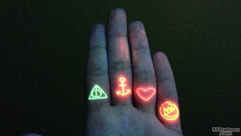 5 UV Black Light Tattoo Risks To Consider Before You Get That Cool ..._10