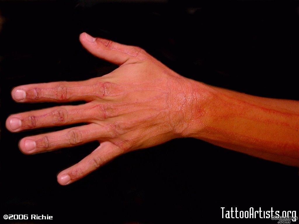 Anatomical UV Tattoos  Street Anatomy_7