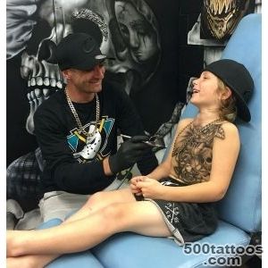 Artist-Gives-Sick-Kids-Awesome-Tattoos-To-Make-Life-In-Hospital-_38jpg