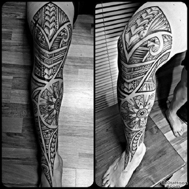 A crisp leg tattoo using sketch technique on the upper arm