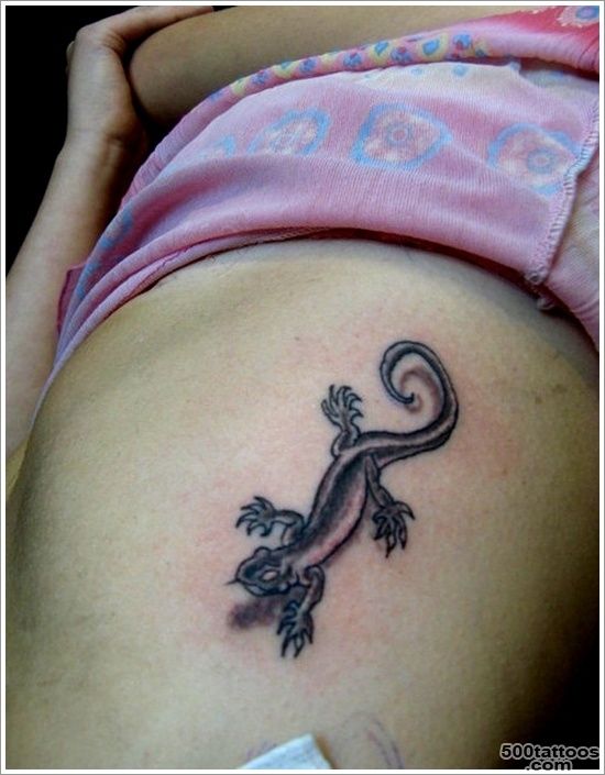 35 Lizard Tattoo Designs For Men and Women_33