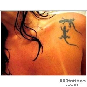35 Lizard Tattoo Designs For Men and Women_17