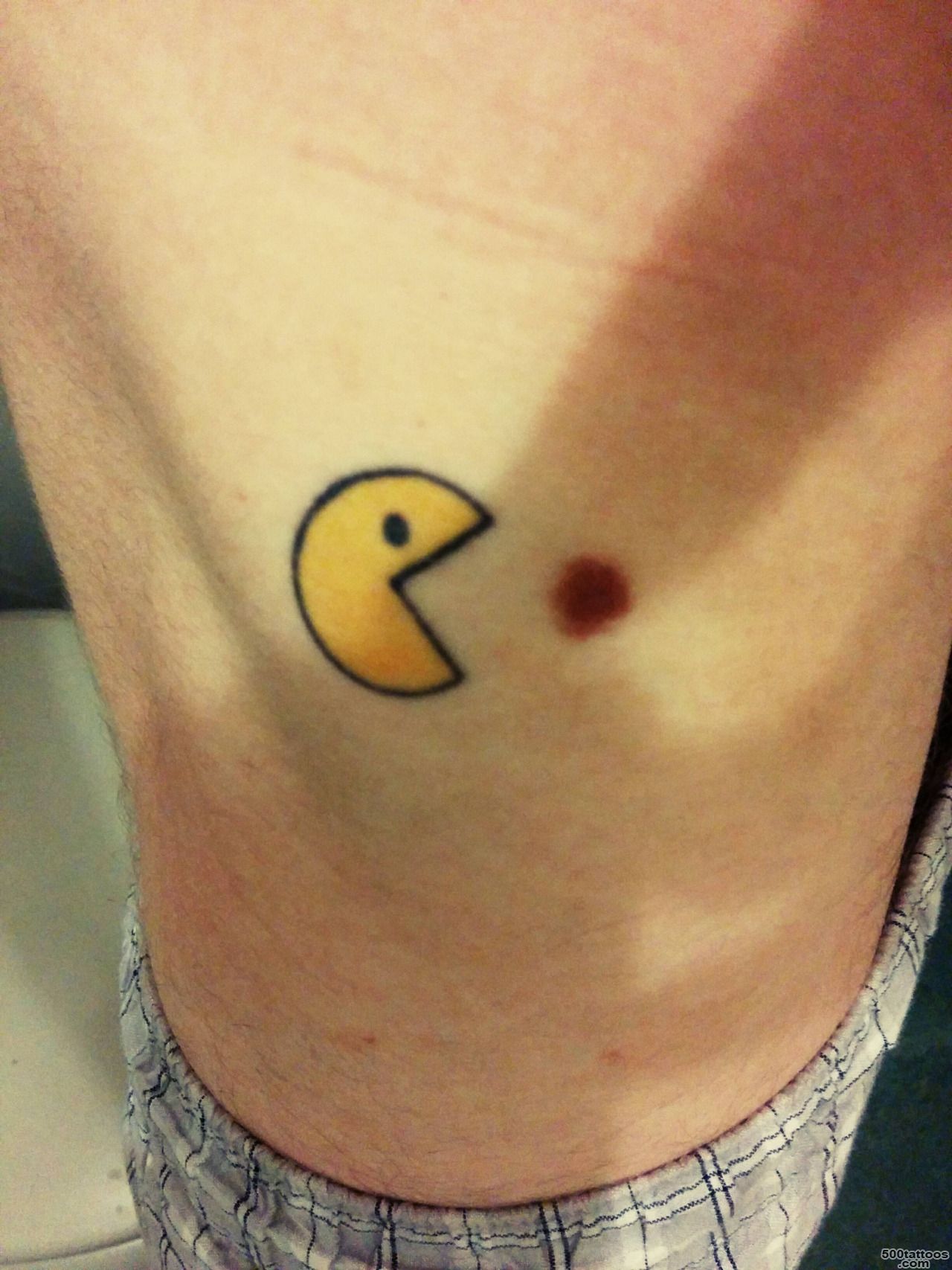 Pac Man tattoo takes full advantage of mole ...  I Heart Nintendo ..._2