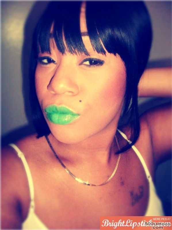 Woman with Pretty Mole amp Tattoo wearing Green Lipstick   BRIGHT ..._31