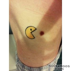 Pac Man tattoo takes full advantage of mole   I Heart Nintendo _2