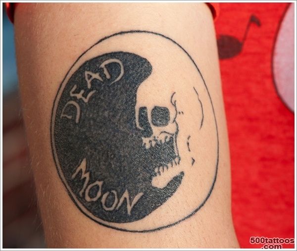31 Striking Moon Tattoo Designs_43