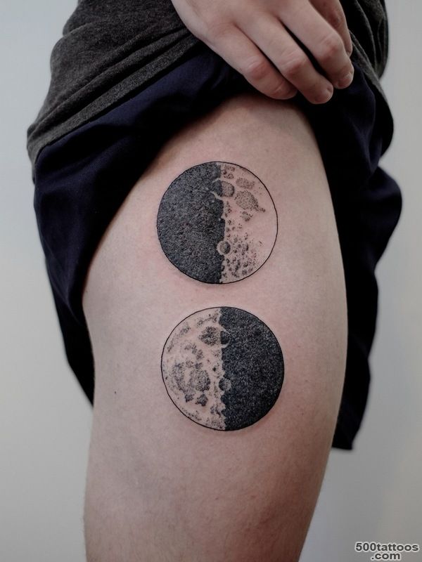 45 Hypnotic Patterns of Moon Tattoos_3