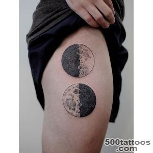 45 Hypnotic Patterns of Moon Tattoos_3