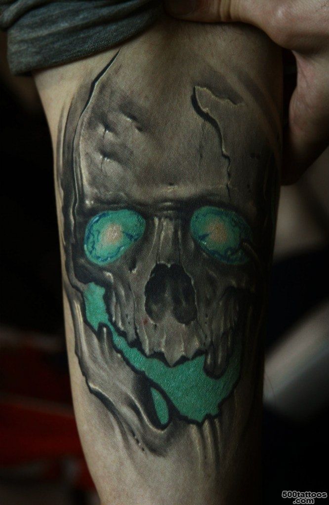 skull tattoo with bright mystical eyes   Skull tattoos_27