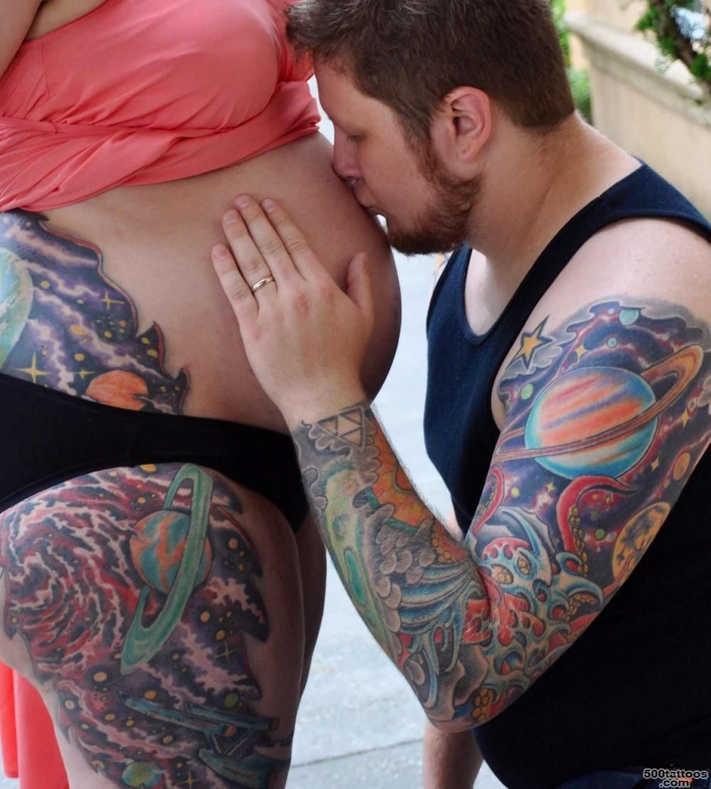 My husband and I got maternity pictures today. This one showcases ..._39