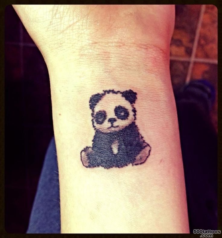 8+ Wrist Panda Tattoos_16