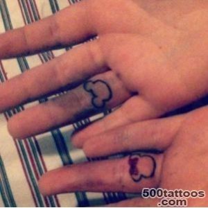 20 Adorable Wedding Ring Tattoos    Guff_47