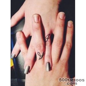 35 Romantic Wedding Ring finger Tattoo designs and ideas_17