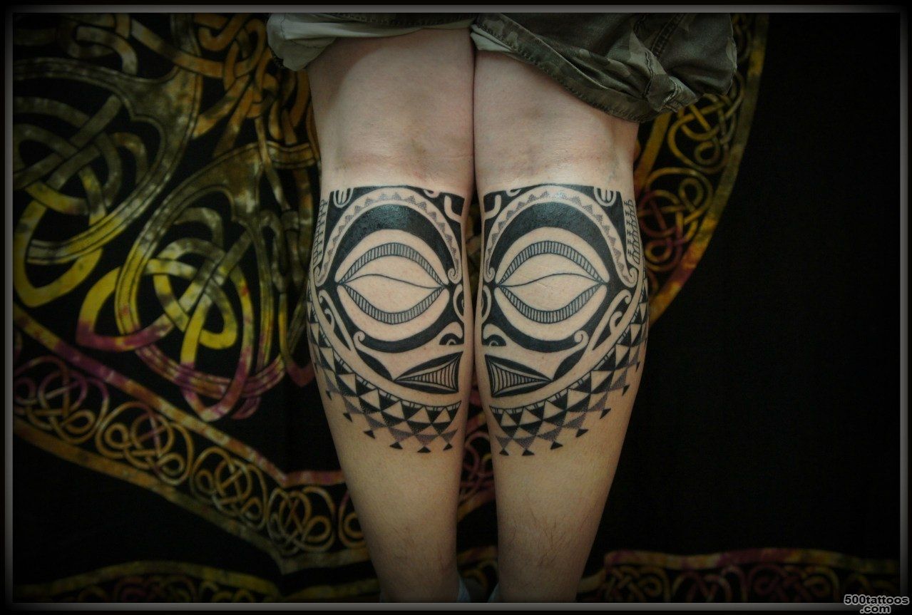 polynesian tattoo ritual mask of two parts on two legs ..._11