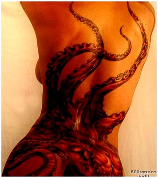 30 Tattoos Featuring Squid Or Octopus in Designs_43