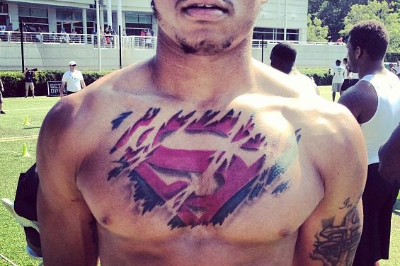 Would you ever get a Superman tattoo   Superman   Comic Vine_12