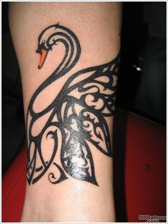30+ Dazzling and Eye Catching Swan Tattoo Designs_8