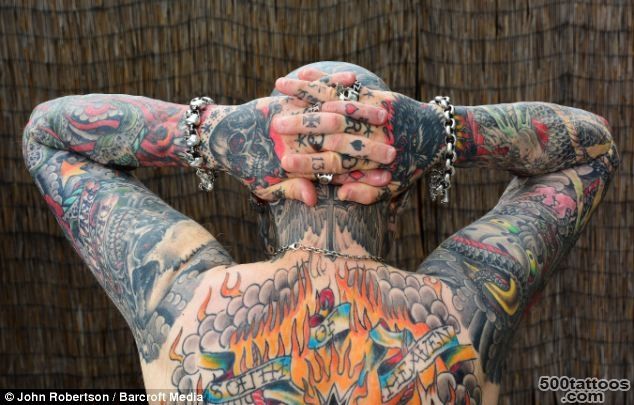 Tattoo addict blames OCD for face and body art  Daily Mail Online_11