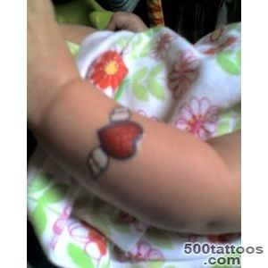 A detailed tattoo age tattoo using minimalist technique on the ankle