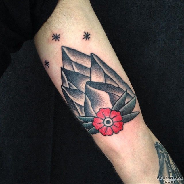 60 Fabulous Mountain Tattoo Designs for All Ages_44