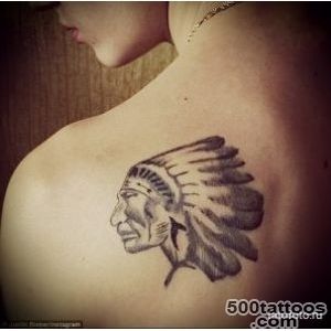 Indian tattoo on her back   tatufotoru_9