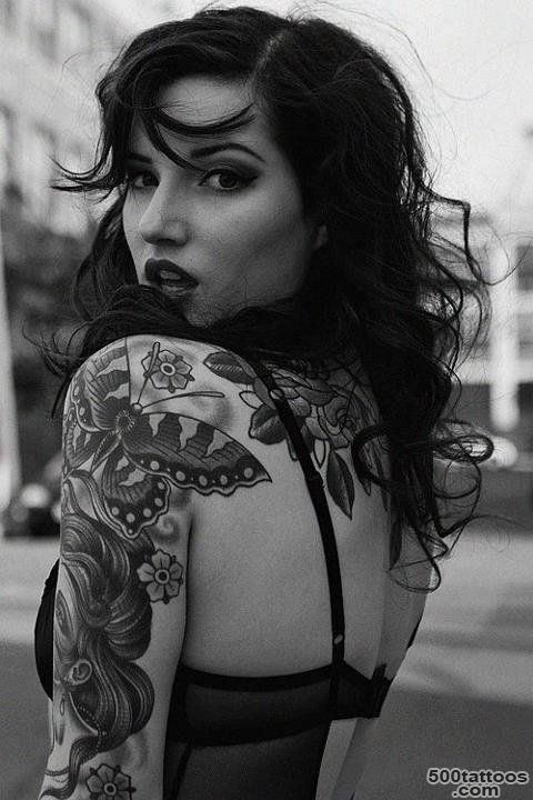 Girl with a nice tattoo on her back and a sleeve. #tattoo #tattoos ..._20